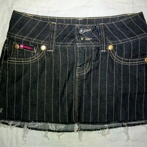 Bubblegum jean skirt